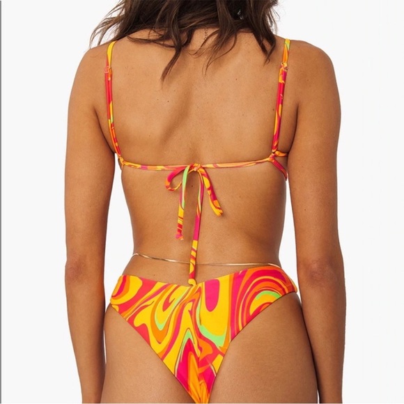 NWT WEWOREWHAT paradise marble bikini set includes coverup SIZE MEDIUM - Picture 6 of 7